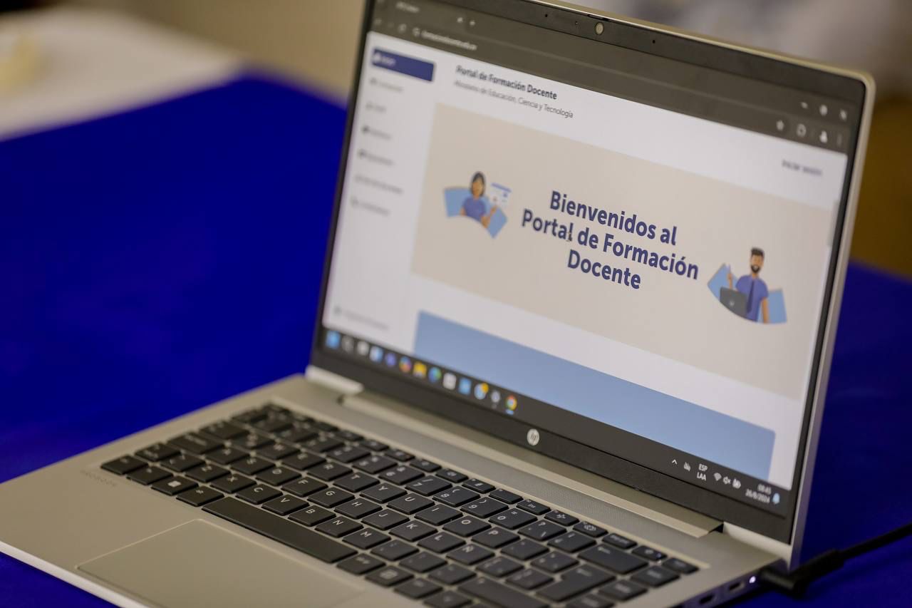 Imagen 2.jpeg de El Ministerio de Educación lanza portal de formación docente